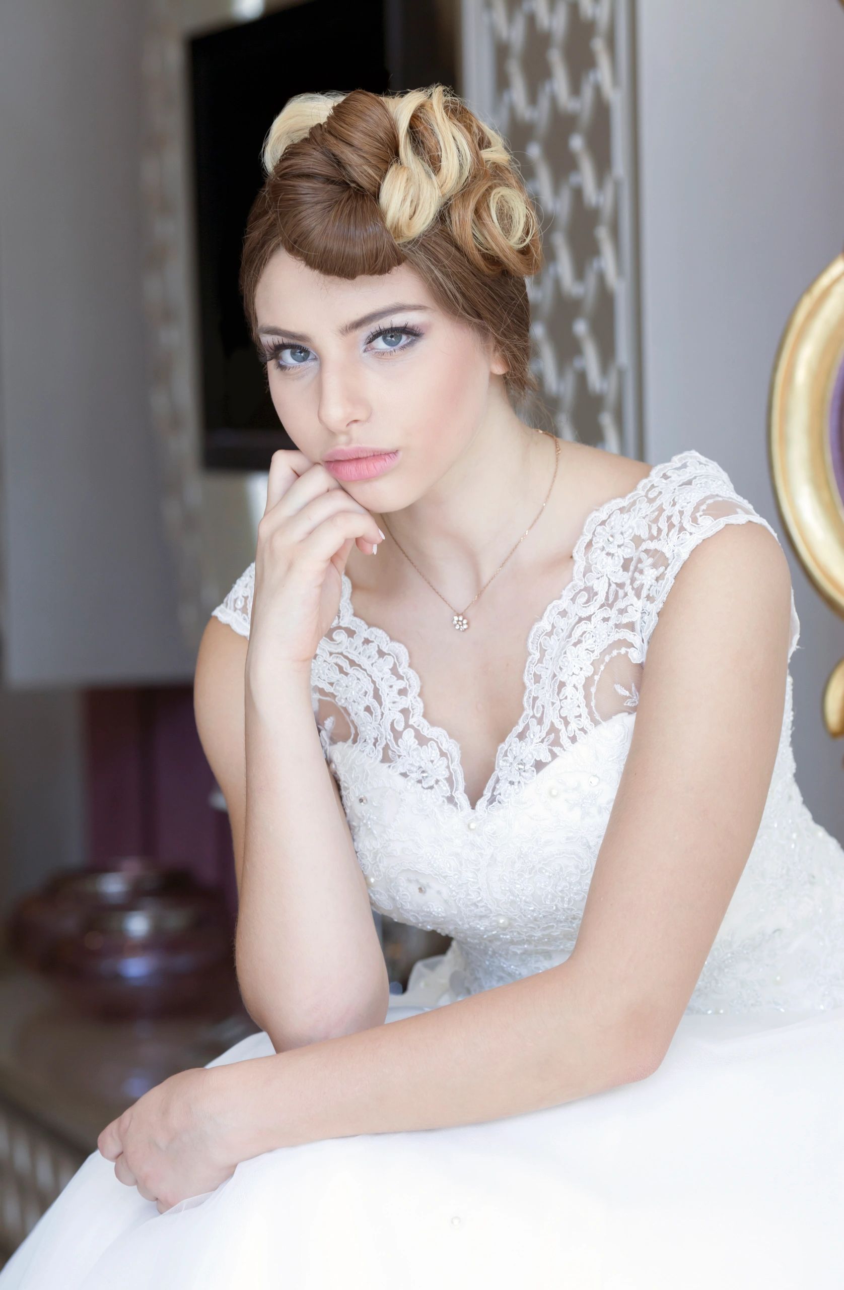 Bride portrait with elegant hairstyle